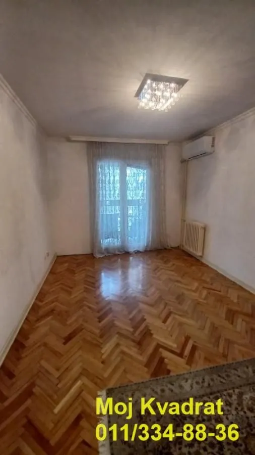 Prodaja, četvorosoban stan, 105m², Savski Venac, Beograd