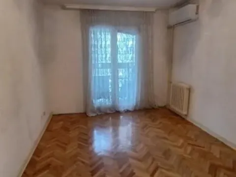 Sale, four bedroom apartment, 105m², Savski Venac, Beograd - image 4