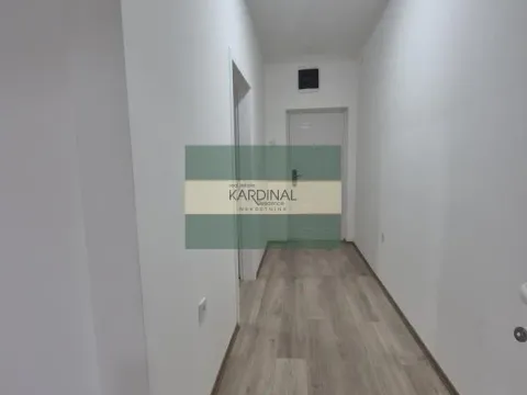 Prodaja, jednosoban stan, 39m², Centar, Jagodina - image 12