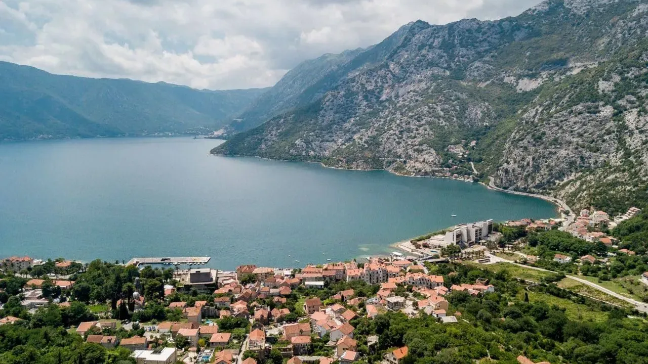 Sale, land lot, 4713m², Risan, Kotor