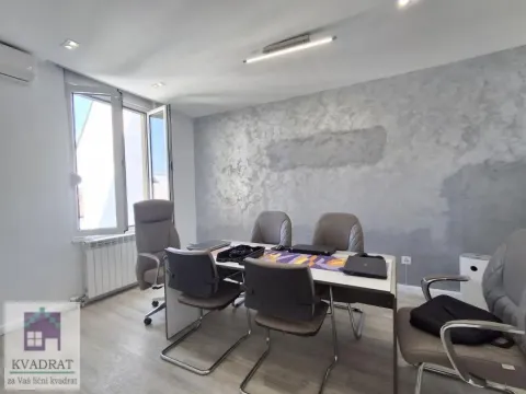 Prodaja, četvorosoban stan, 118m², Đeram Pijaca, Beograd - image 20