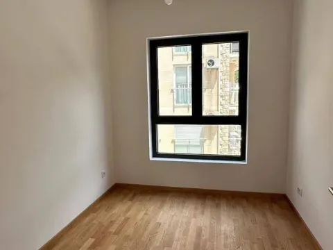 Prodaja, jednosoban stan, 43m², Bečići, Budva - image 1