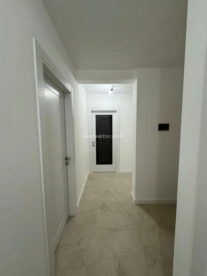 Izdavanje, dvosoban stan, 64m², Podgorica, Crna Gora