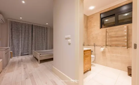 Prodaja, kuća, 326m², Stoliv, Kotor - image 31