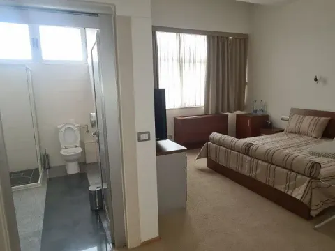 Izdavanje, poslovni prostor, 650m², Nova Pazova, Stara Pazova - image 12