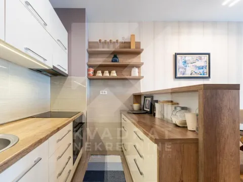 Sale, two bedroom apartment, 63m², City Kvart, Podgorica - image 9