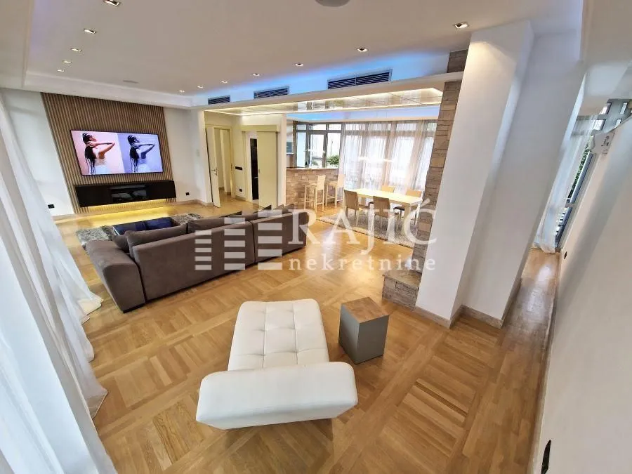 Rent, three bedroom apartment, 148m², Savski Venac, Beograd