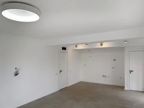 Prodaja, jednosoban stan, 36m², Kamenari, Herceg Novi - image 2