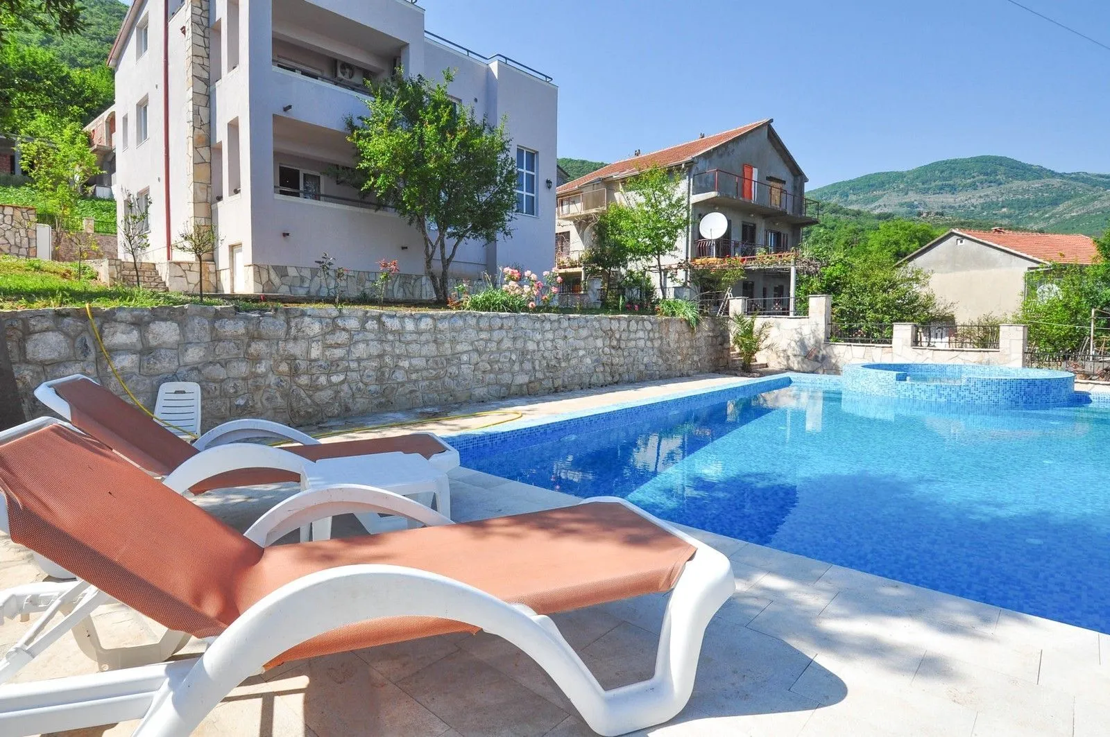 Prodaja, kuća, 260m², Bijela, Herceg Novi