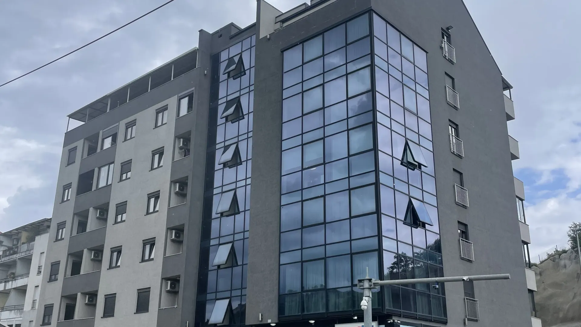 Rent, one bedroom apartment, 48m², Vezirov Most, Podgorica