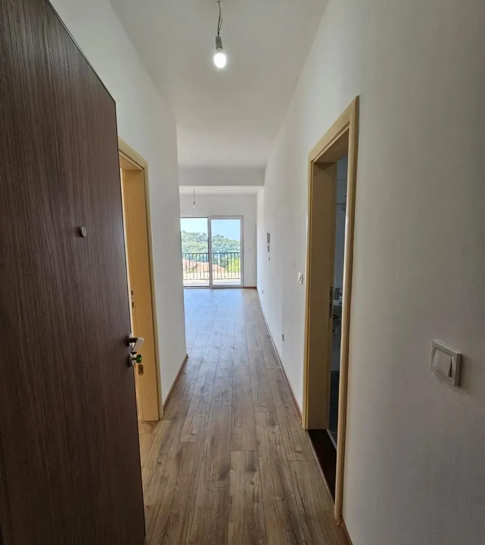 Sale, two bedroom apartment, 56m², Petrovac, Budva