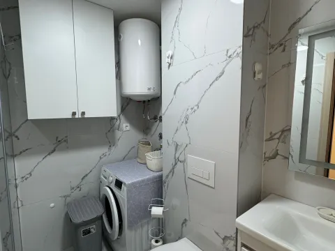 Rent, one bedroom apartment, 44m², Bečići, Budva - image 7