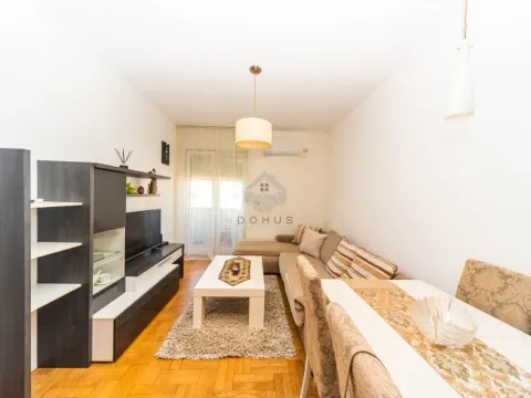 Rent, one bedroom apartment, 40m², Stari Aerodrom, Podgorica - image 1