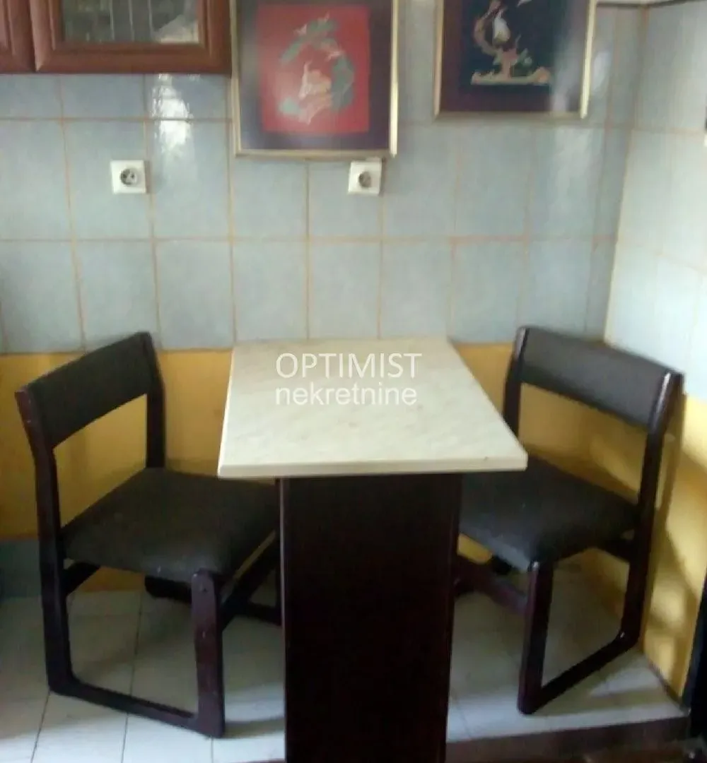 Sale, four bedroom apartment, 96m², Savski Venac, Beograd