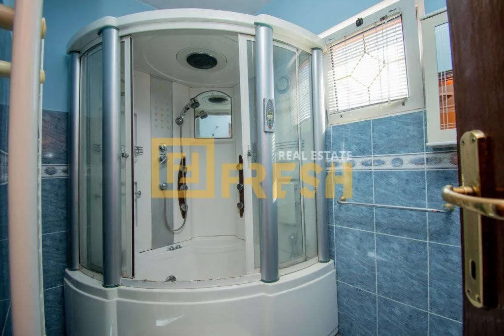 Rent, house, 300m², Zabjelo, Podgorica