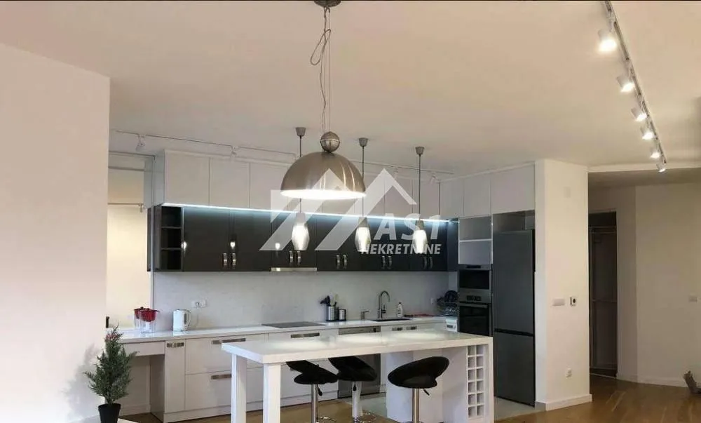 Rent, four bedroom apartment, 95m², Kej, Novi Sad Sve Podlokacije
