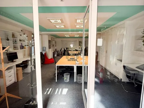 Rent, office space, 129m², Preko Morače, Podgorica - image 14