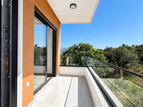 Sale, one bedroom apartment, 47m², Pinješ, Ulcinj - image 10