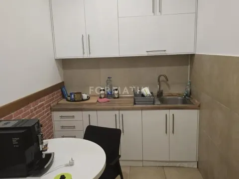 Rent, office space, 182m², Savski Venac, Beograd - image 3