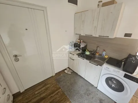 Prodaja, jednosoban stan, 28m², Savski Venac, Beograd - image 9
