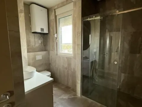 Stan in Voždovac Sve Podlokacije