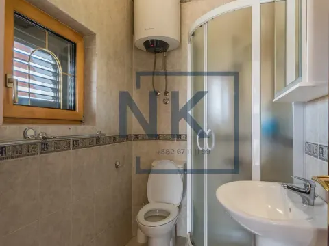 Izdavanje, kuća, 370m², Zabjelo, Podgorica - image 15