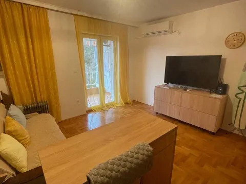 Prodaja, jednosoban stan, 35m², Bečići, Budva - image 1