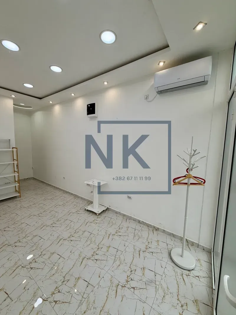 Izdavanje, poslovni prostor, 18m², 1 maj, Podgorica