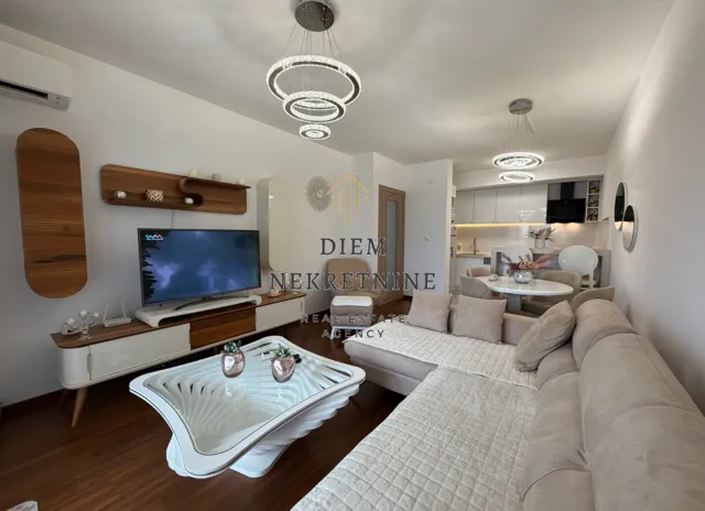 Rent, one bedroom apartment, 52m², Master Kvart, Podgorica