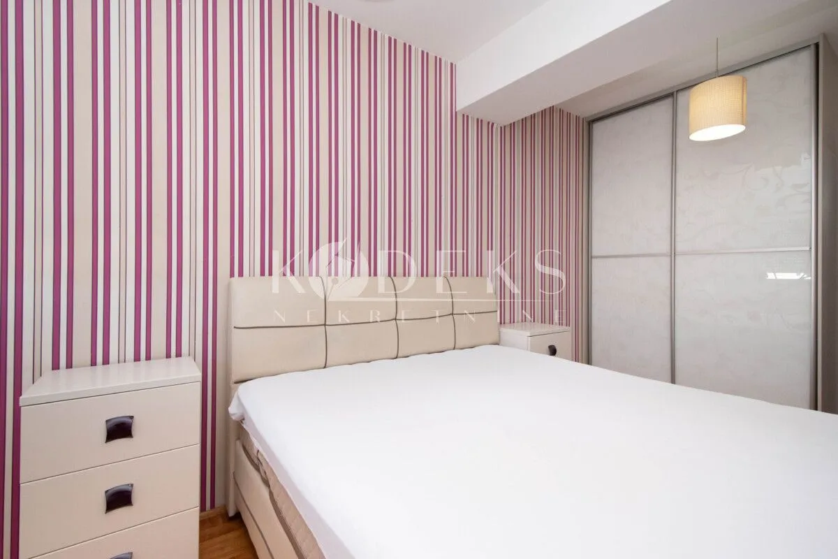 Rent, three bedroom apartment, 92m², City Kvart, Podgorica