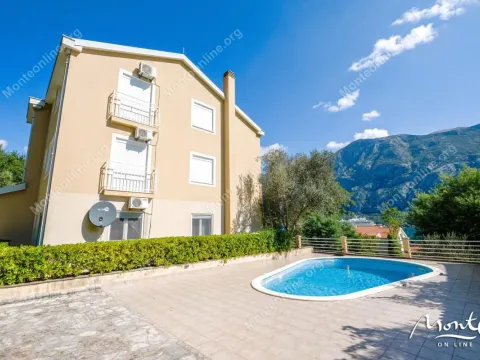 Prodaja, dvosoban stan, 83m², Prčanj, Kotor - image 30