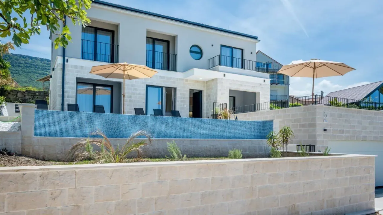 Prodaja, kuća, 250m², Mrčevac, Tivat