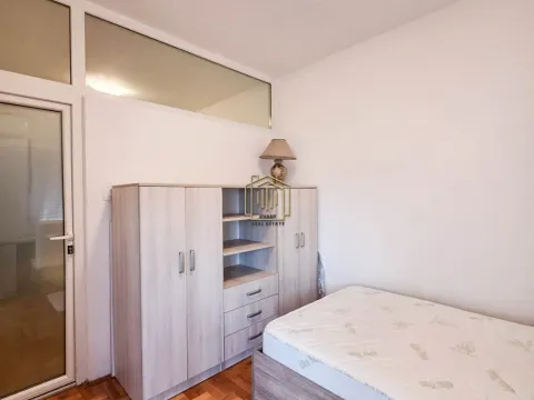 Rent, two bedroom apartment, 65m², City Kvart, Podgorica - image 12