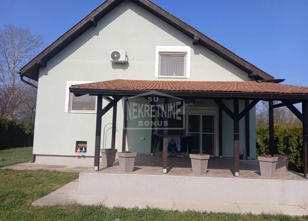 Sale, house, 140m², Aleksandrovo, Subotica