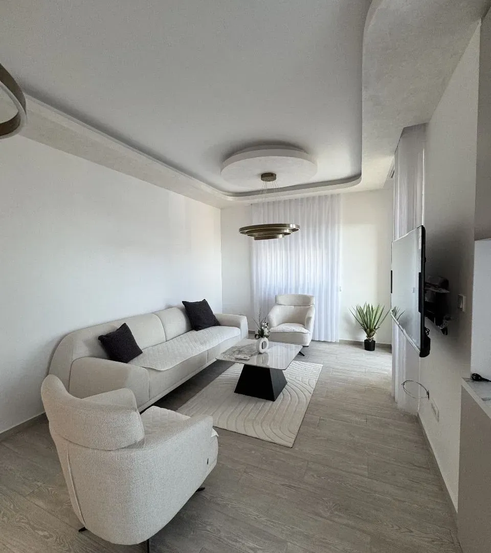 Sale, two bedroom apartment, 74m², Bečići, Budva