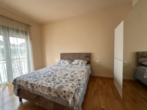 Izdavanje, dvosoban stan, 76m², Dalmatinska ulica, Podgorica - image 10