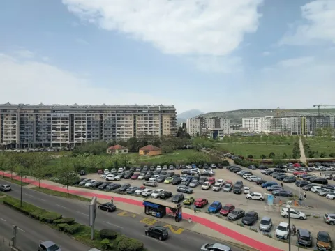 Izdavanje, trosoban stan, 107m², Kruševac, Podgorica - image 19