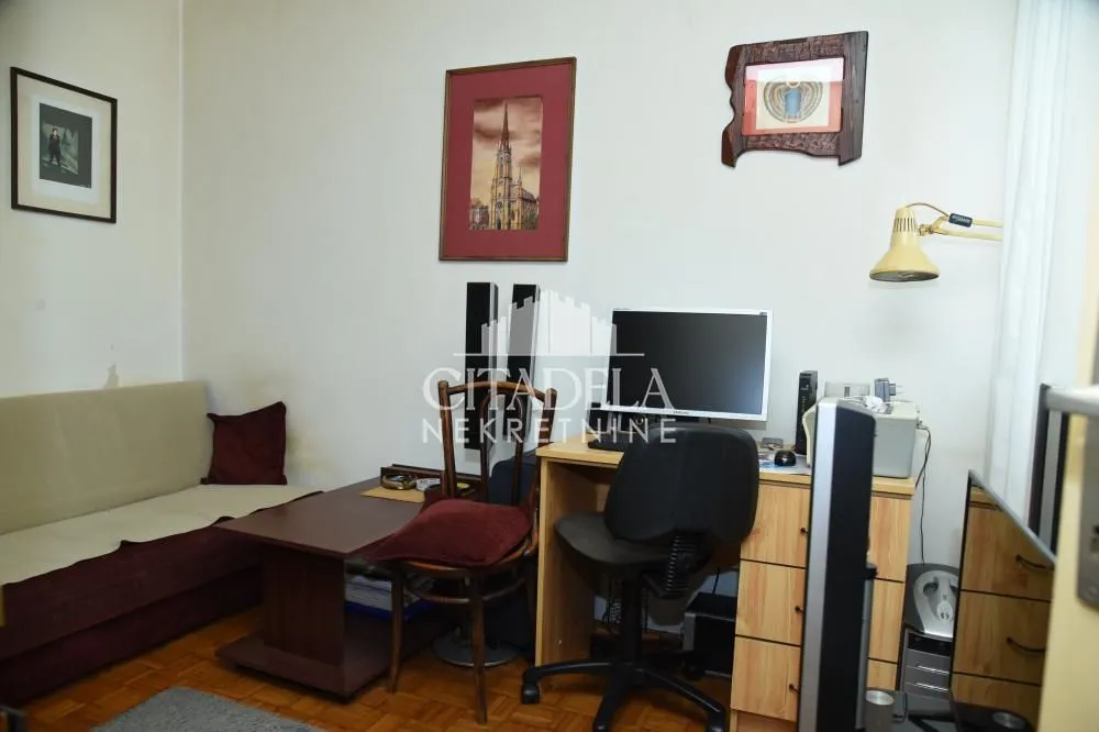 Prodaja, trosoban stan, 70m², Stari Grad, Beograd