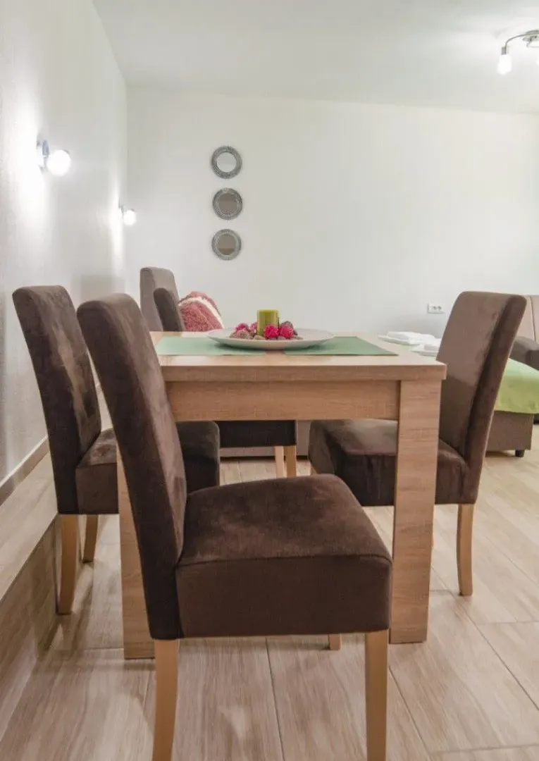 Prodaja, kuća, 130m², Žabljak, Crna Gora