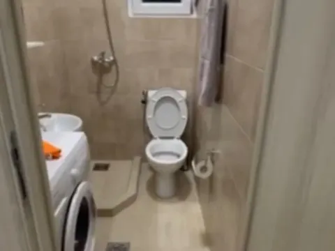 Izdavanje, kuća, 55m², Tološi, Podgorica - image 8