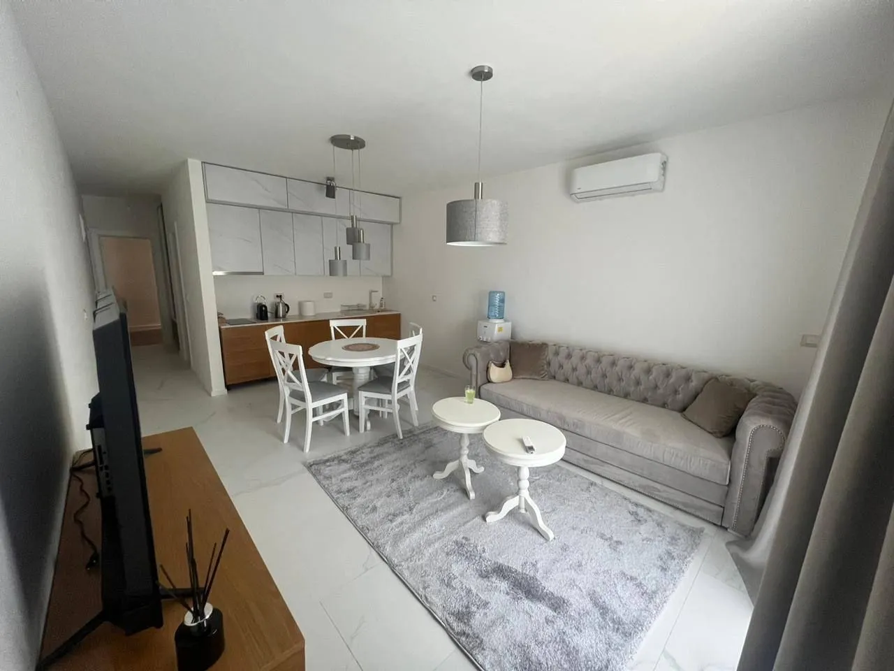 Rent, one bedroom apartment, 53m², Bečići, Budva