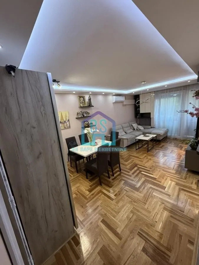 Prodaja, dvosoban stan, 42m², Kej, Novi Sad Sve Podlokacije