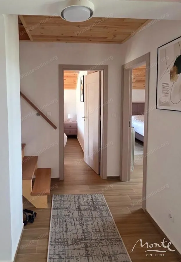 Prodaja, kuća, 170m², Borje, Žabljak