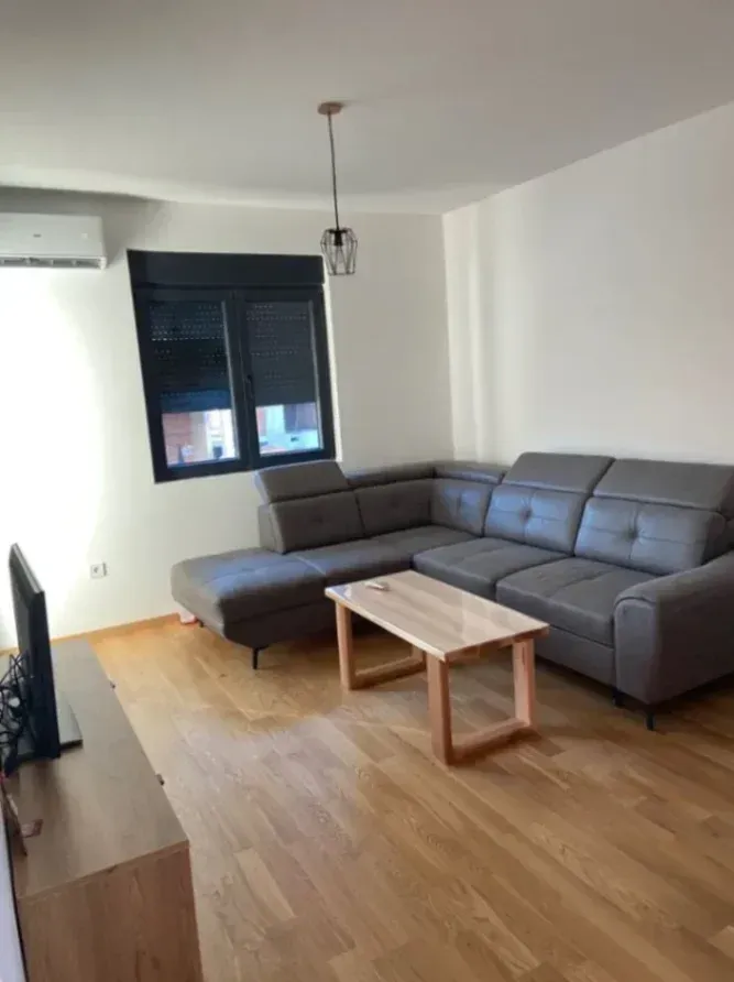 Izdavanje, dvosoban stan, 60m², City Kvart, Podgorica