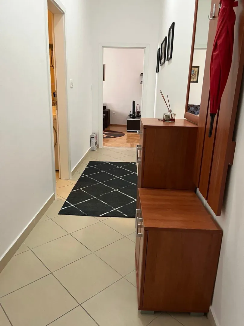 Prodaja, dvosoban stan, 68m², Centar, Podgorica
