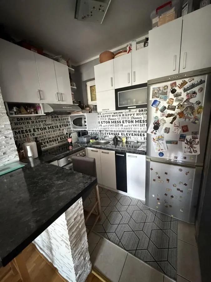 Prodaja, jednosoban stan, 38m², Sajmište, Novi Sad