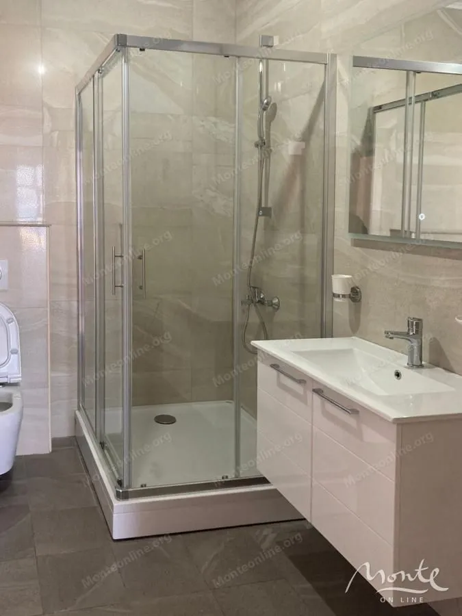 Sale, two bedroom apartment, 77m², Dobre Vode, Bar