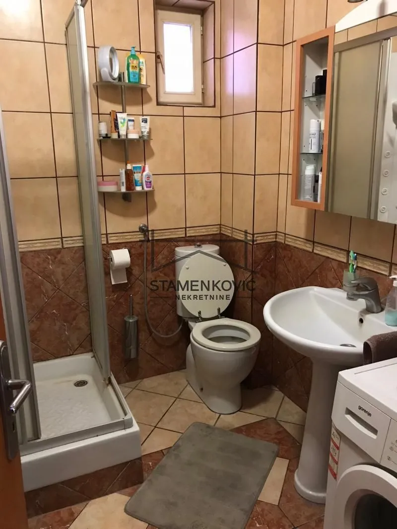 Prodaja, trosoban stan, 98m², Novi Sad Sve Podlokacije, Novi Sad