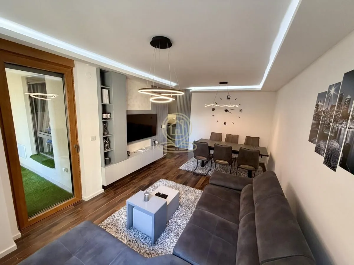 Rent, three bedroom apartment, 64m², Medijana, Niš