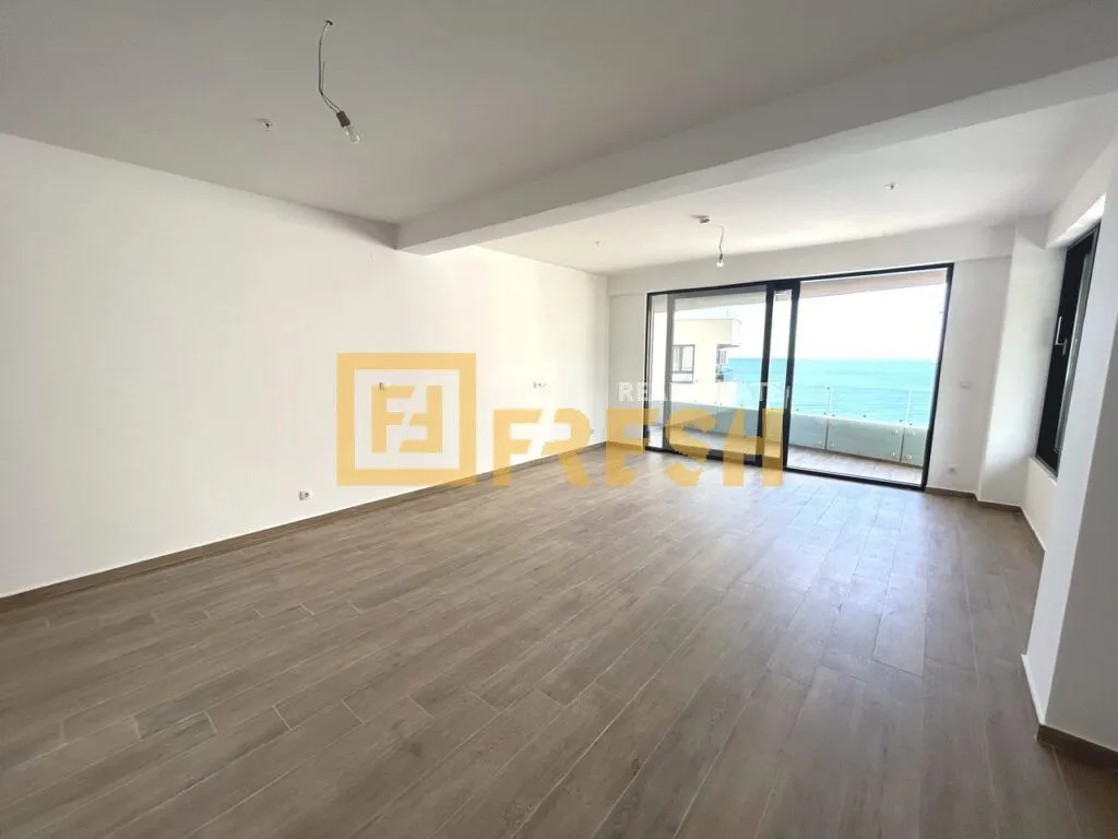 Prodaja, dvosoban stan, 70m², Rafailovići, Budva